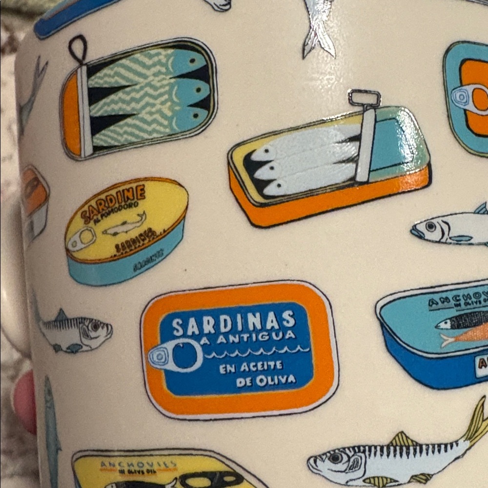 🐟Urban Outfitters Sardine Hidden Fish Mug. Unused. - Picture 10 of 16